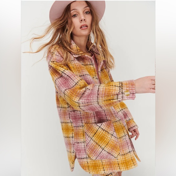 Beautiful Plaid Shacket/ jacket/ coat!!✨ - Picture 1 of 13